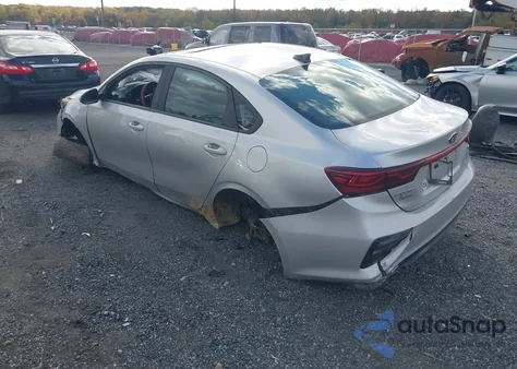 2019 Kia Forte S z USA, uszkodzony, nr VIN 3KPF34AD5KE017297